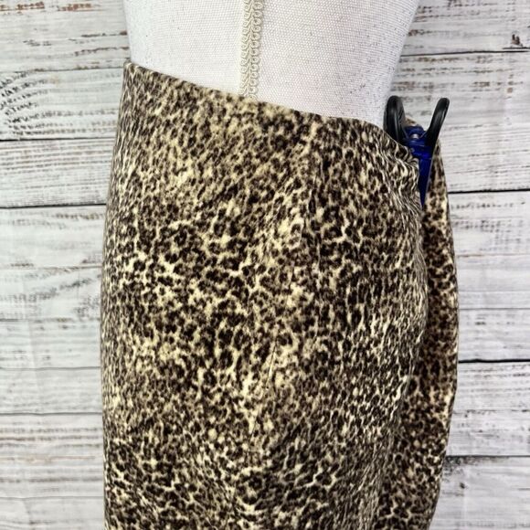 Talbots Skirt size 4 Brown Velvet Cheetah Leopard Straight Pencil Knee Career - Picture 5 of 8
